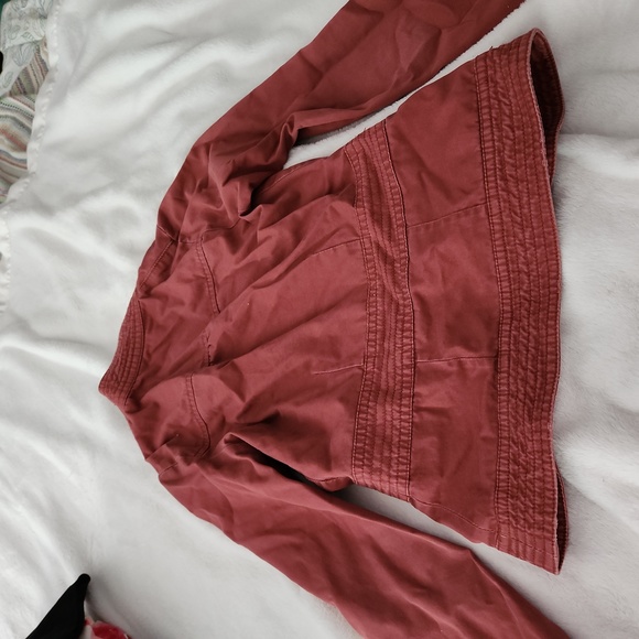 Jacket - Picture 3 of 3